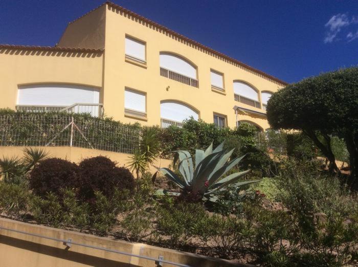 T2 Saint-Mandrier-Sur-Mer Esterno foto